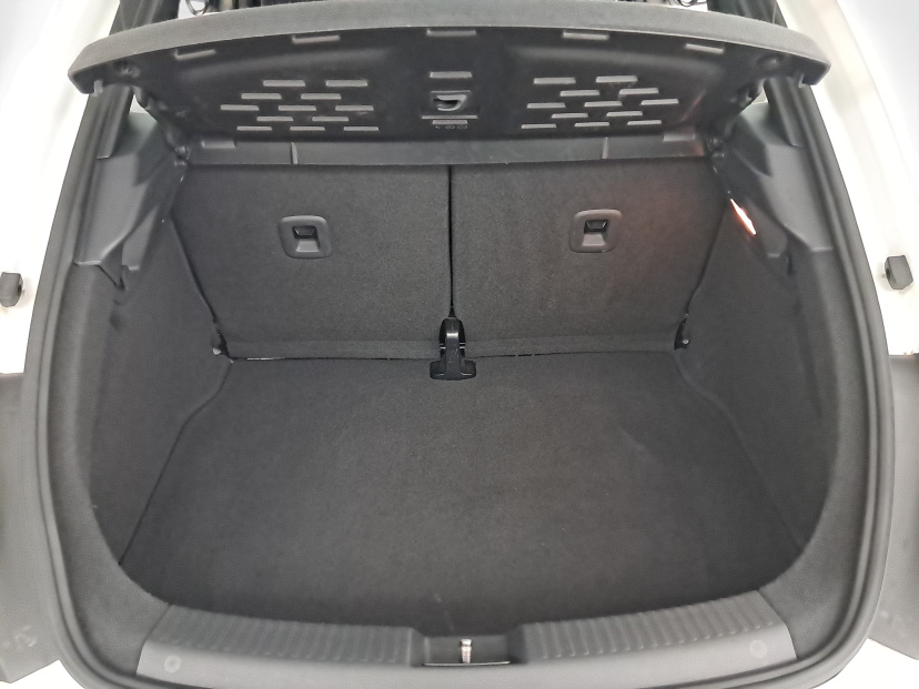 Volkswagen Beetle, 2016