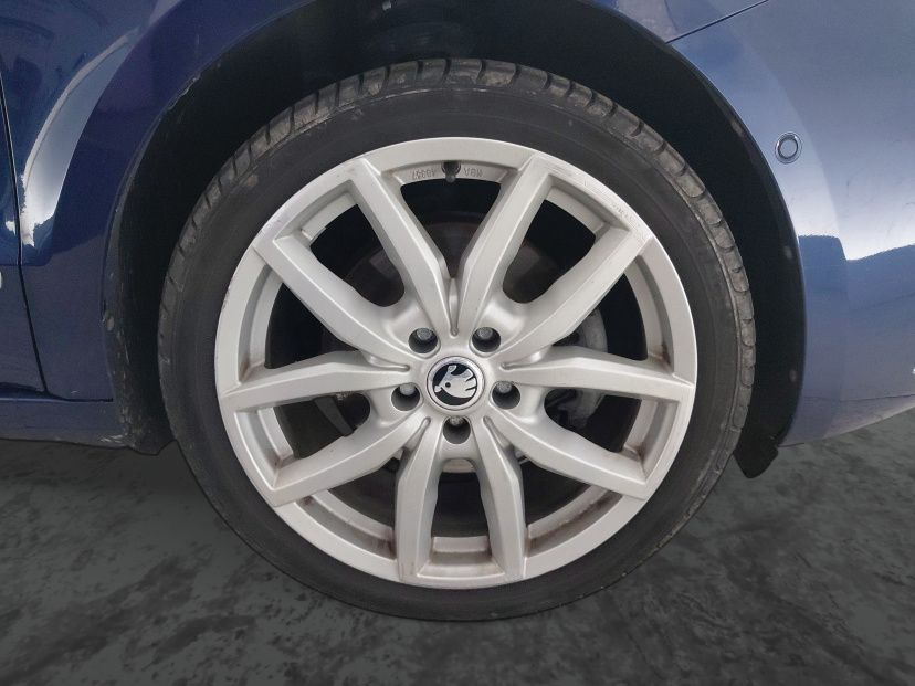 Škoda Superb, 2013