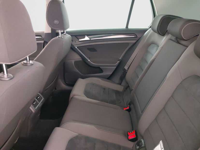 Volkswagen Golf, 2013