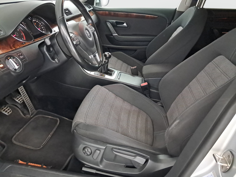 Volkswagen Passat CC, 2009