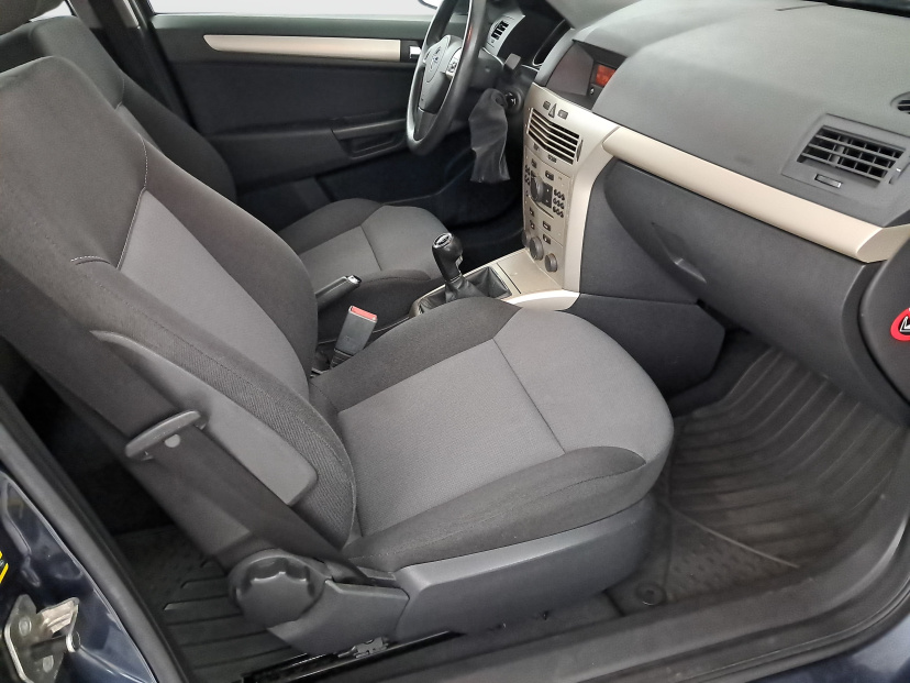 Opel Astra, 2009