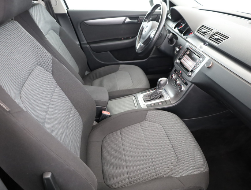 Volkswagen Passat, 2014