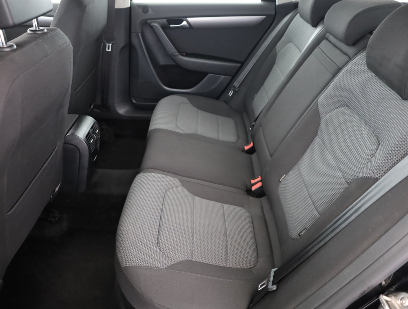 Volkswagen Passat, 2014