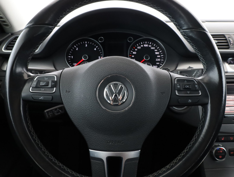 Volkswagen Passat, 2014