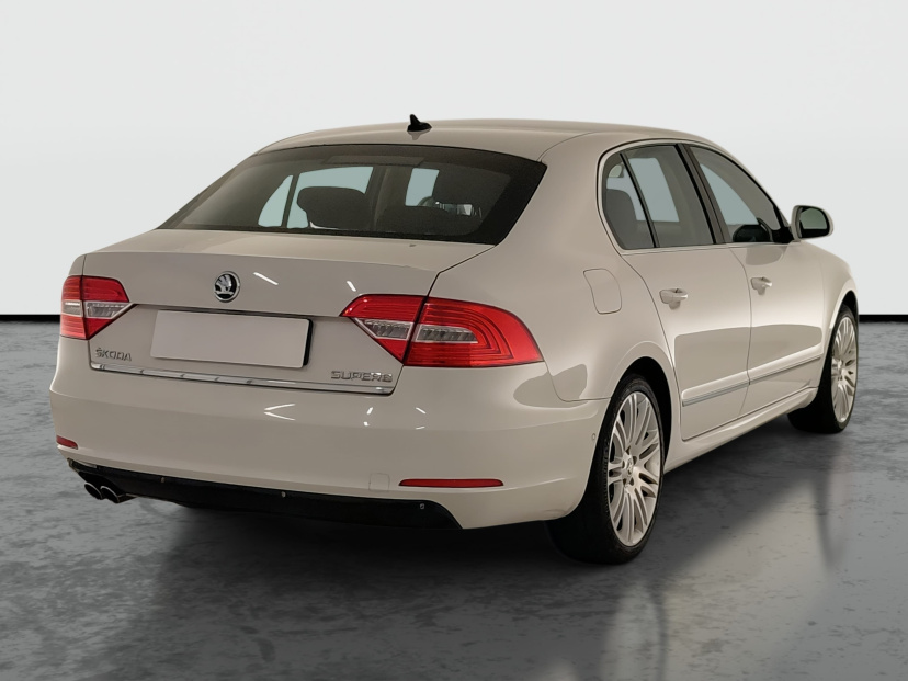 Škoda Superb, 2015