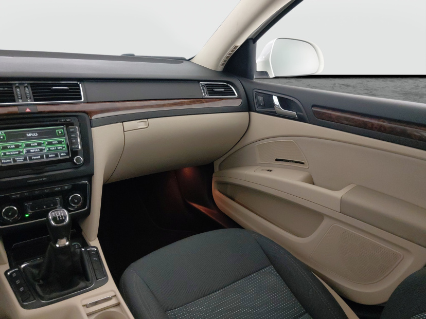 Škoda Superb, 2015