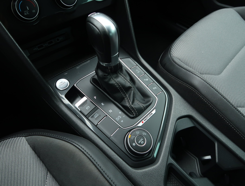 Volkswagen Tiguan, 2018