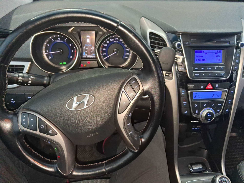 Hyundai i30, 2012