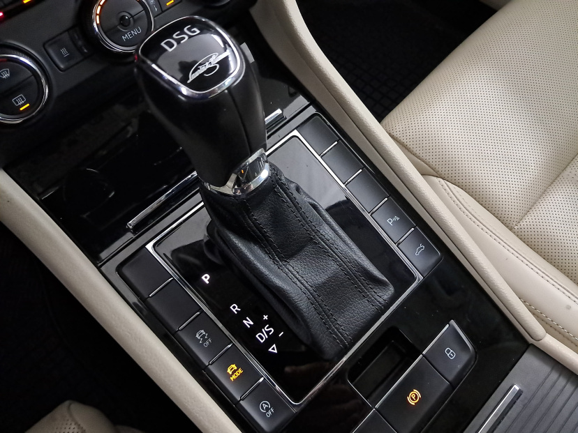 Škoda Superb, 2016