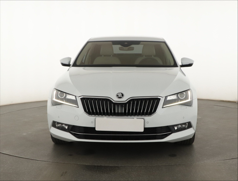 Škoda Superb, 2017