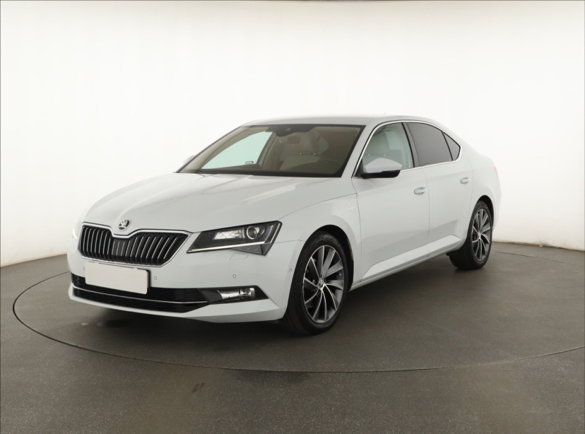 Škoda Superb, 2017