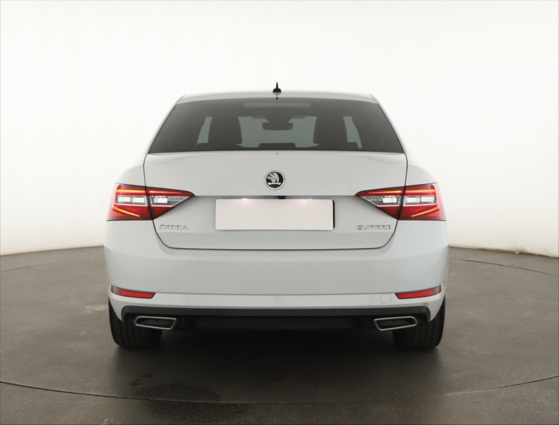 Škoda Superb, 2017