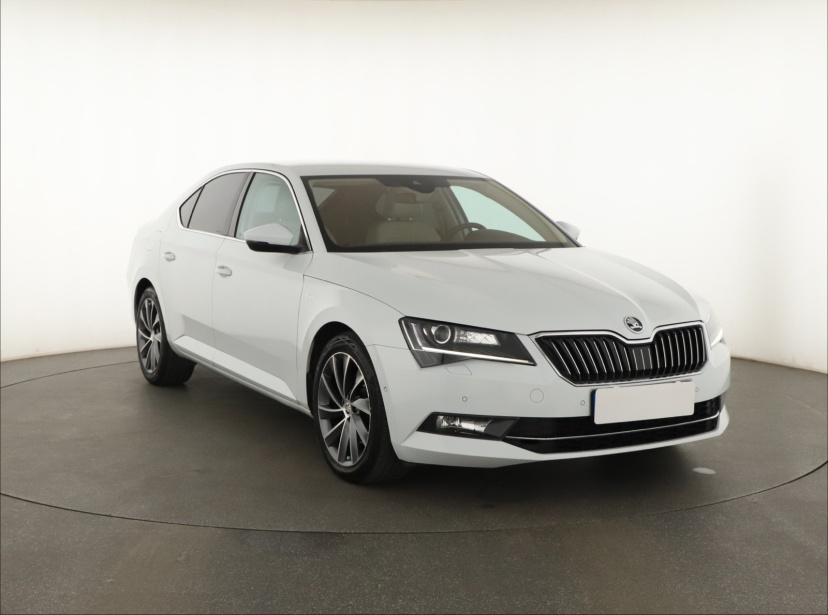 Škoda Superb, 2017