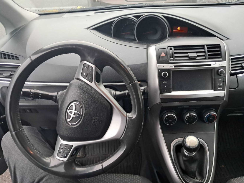 Toyota Verso, 2013