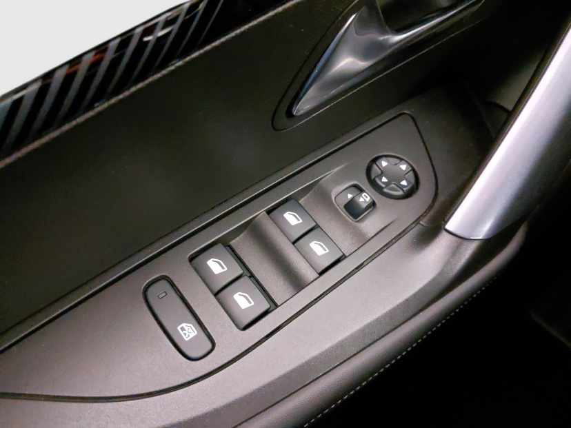 Peugeot 2008, 2020