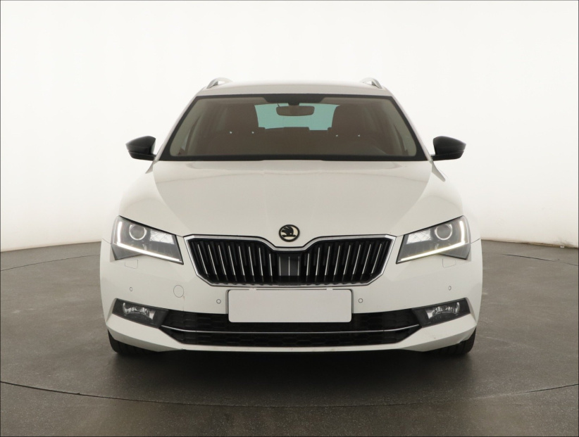 Škoda Superb, 2017