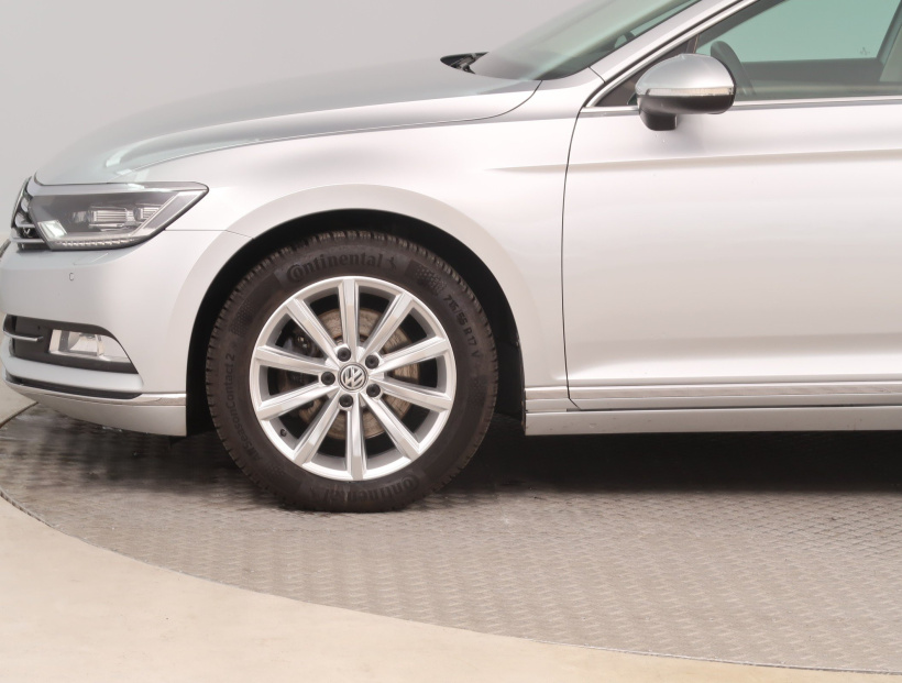 Volkswagen Passat, 2018