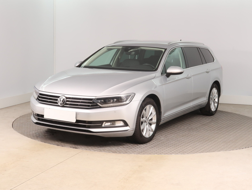 Volkswagen Passat, 2018