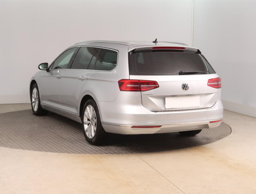 Volkswagen Passat, 2018