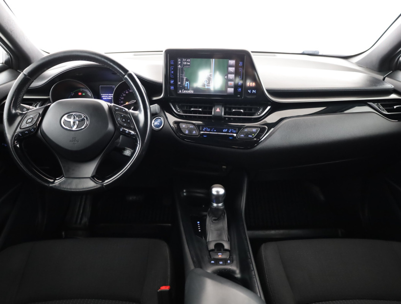 Toyota C-HR, 2017