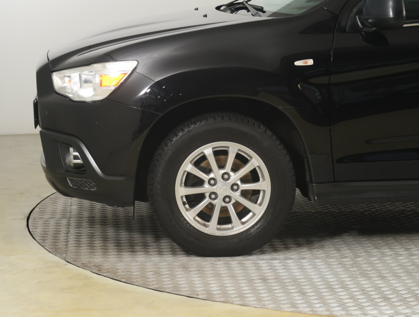 Mitsubishi ASX, 2011