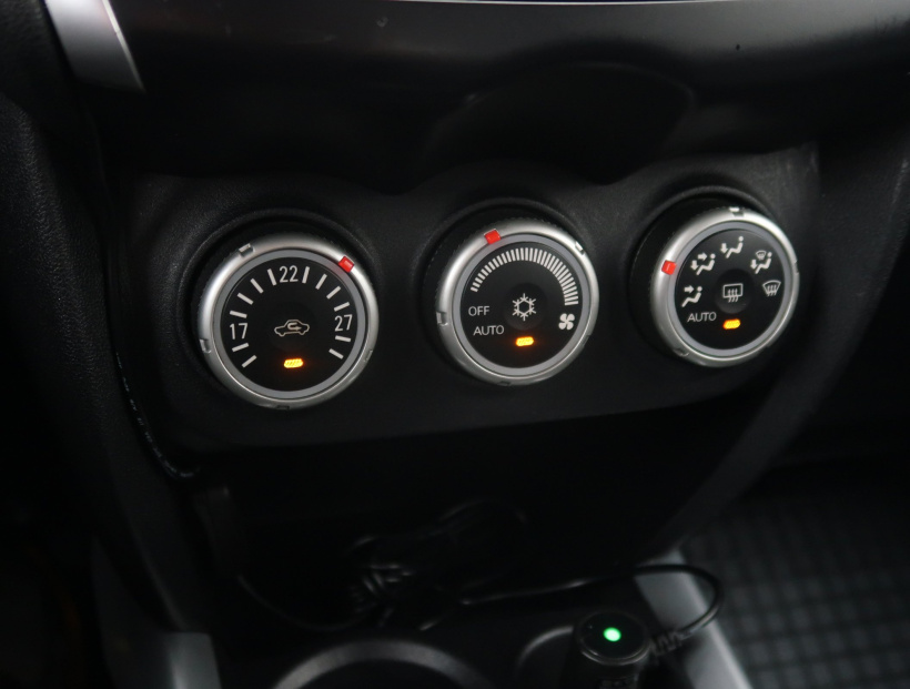 Mitsubishi ASX, 2011