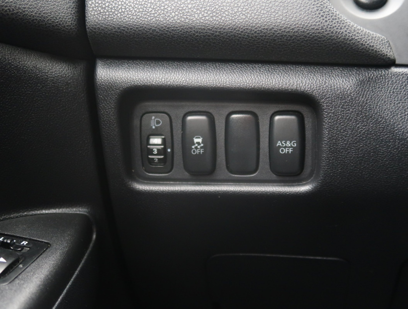 Mitsubishi ASX, 2011