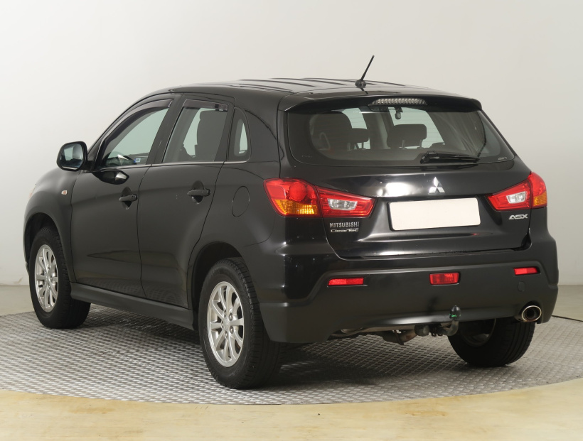 Mitsubishi ASX, 2011