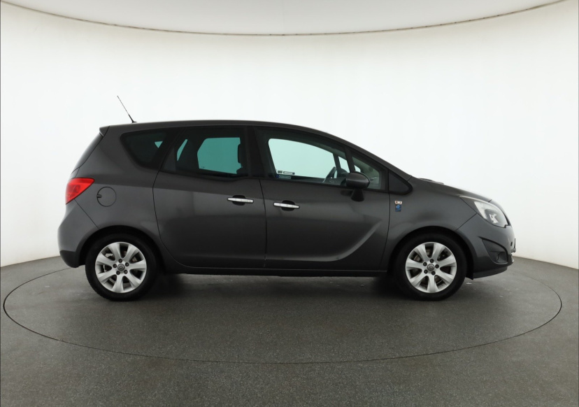Opel Meriva, 2010