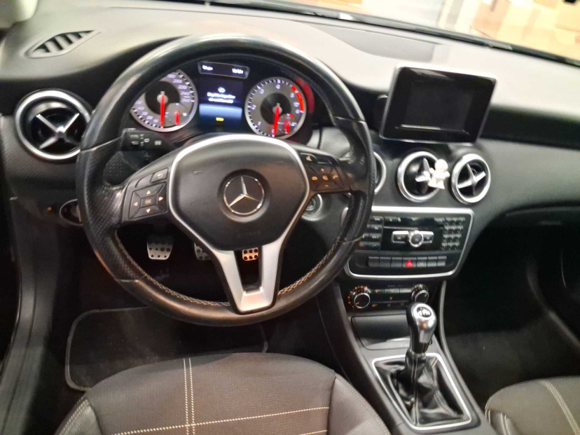 Mercedes-Benz A, 2014