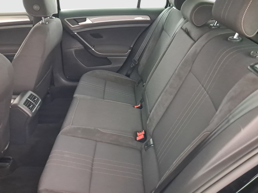 Volkswagen Golf, 2015