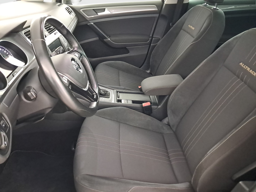 Volkswagen Golf, 2015