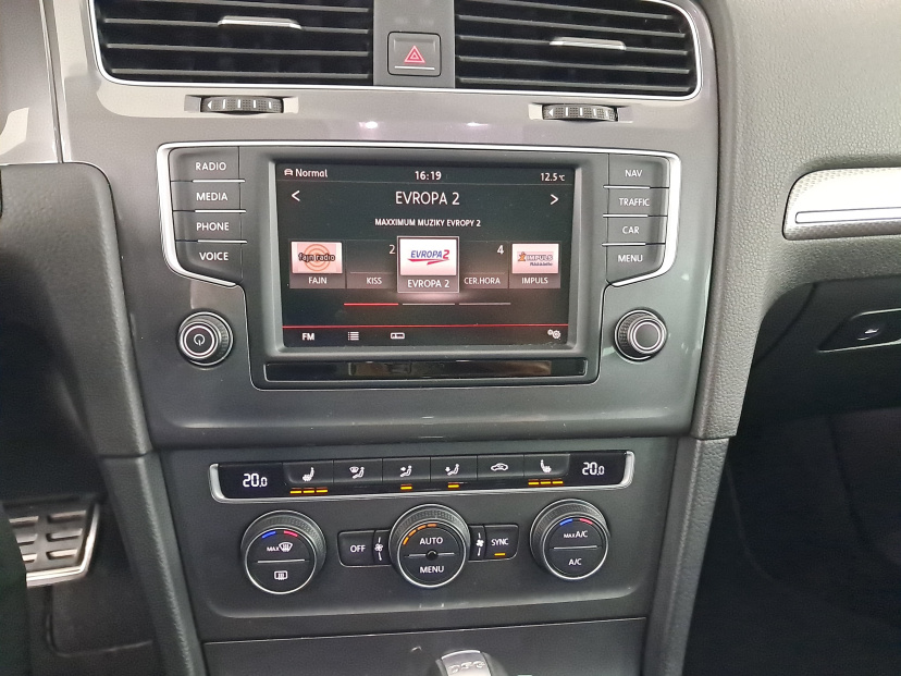 Volkswagen Golf, 2015