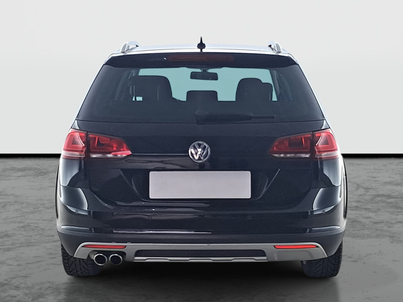 Volkswagen Golf, 2015