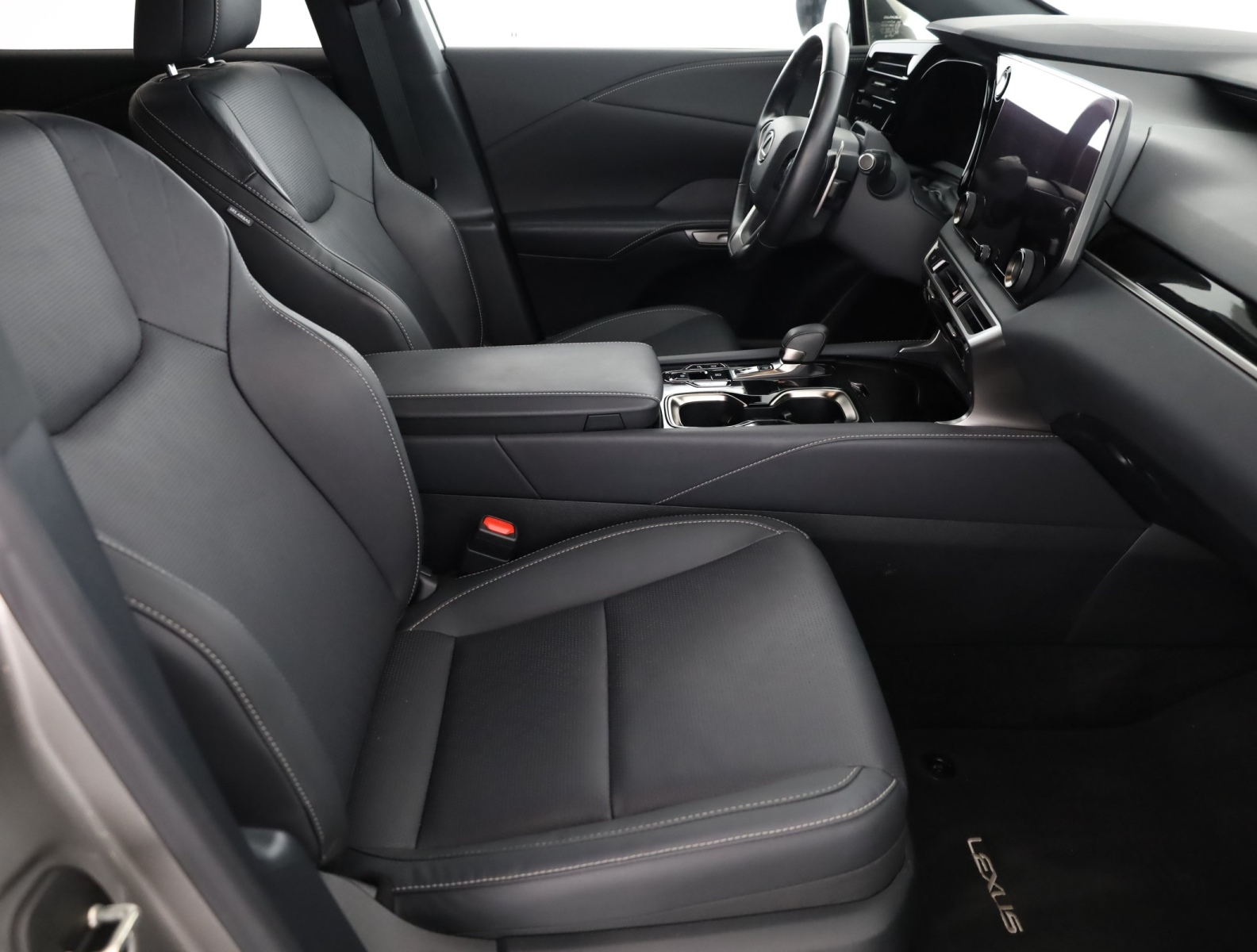 Lexus RX - 2024