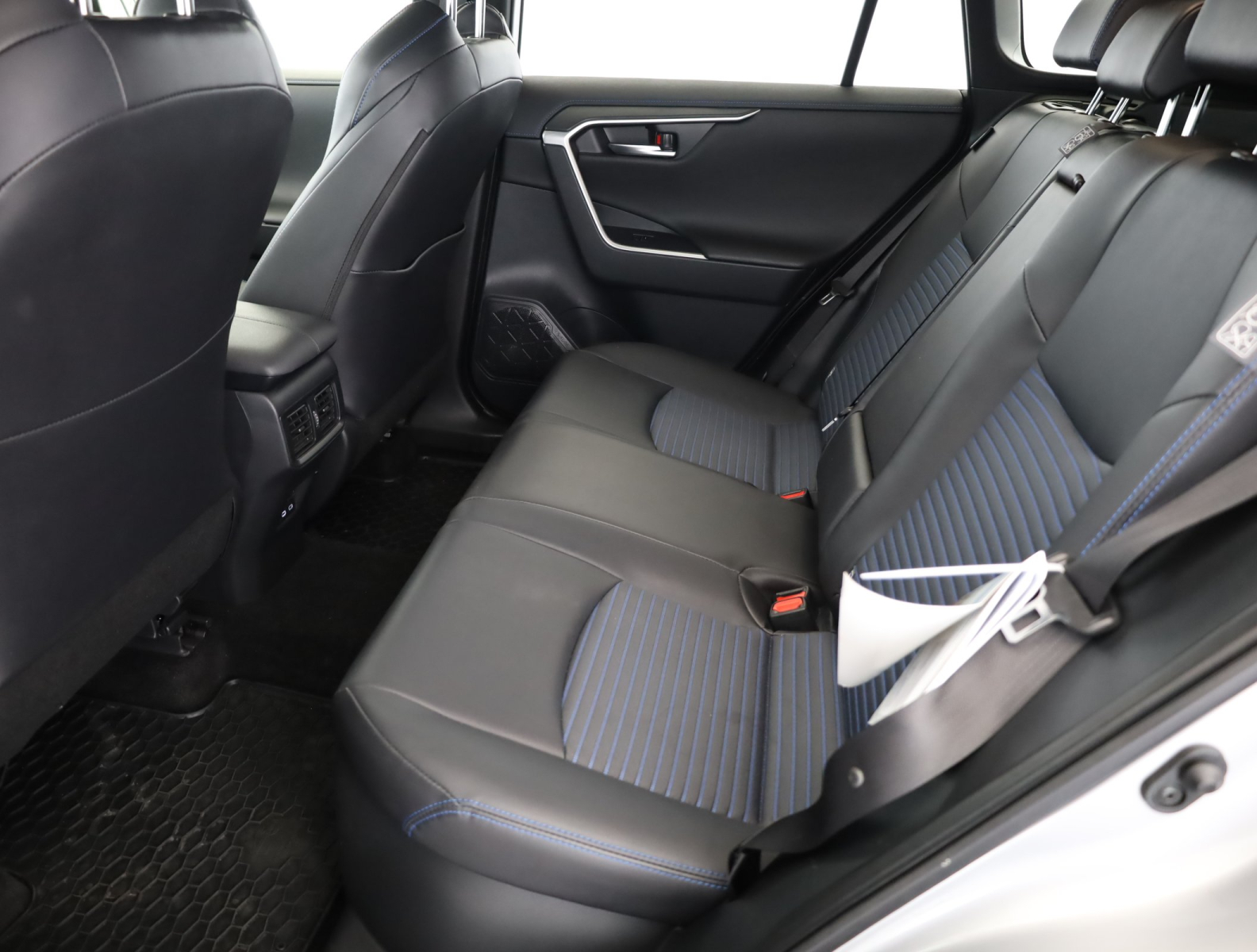 Toyota RAV 4 - 2024
