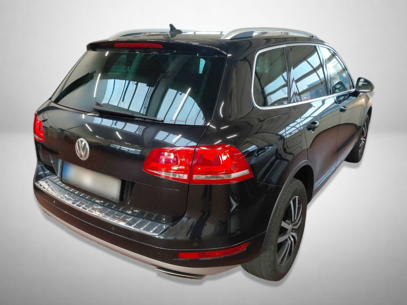 Volkswagen Touareg, 2012