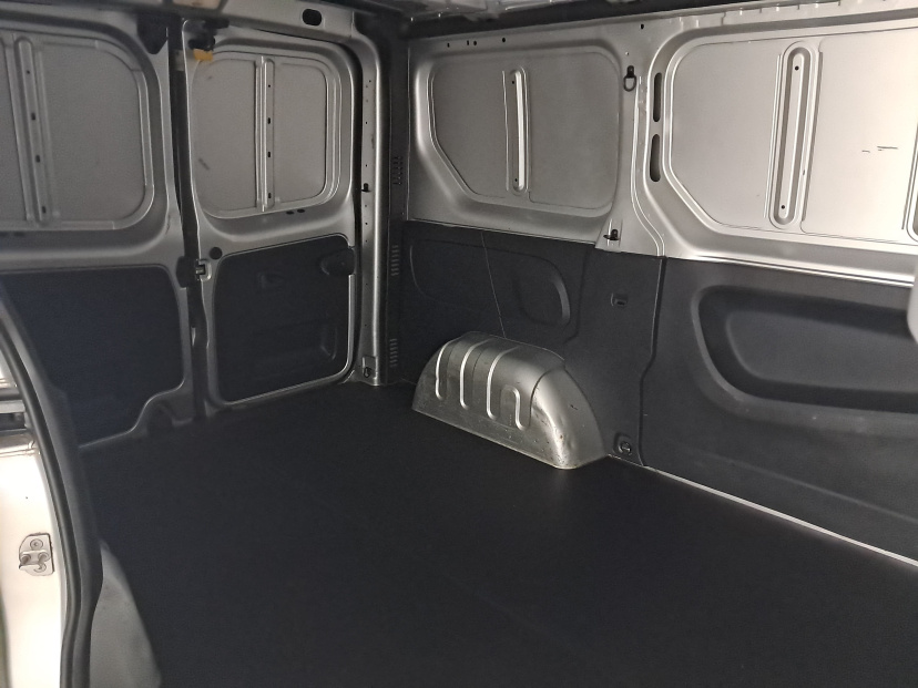 Opel Vivaro, 2015