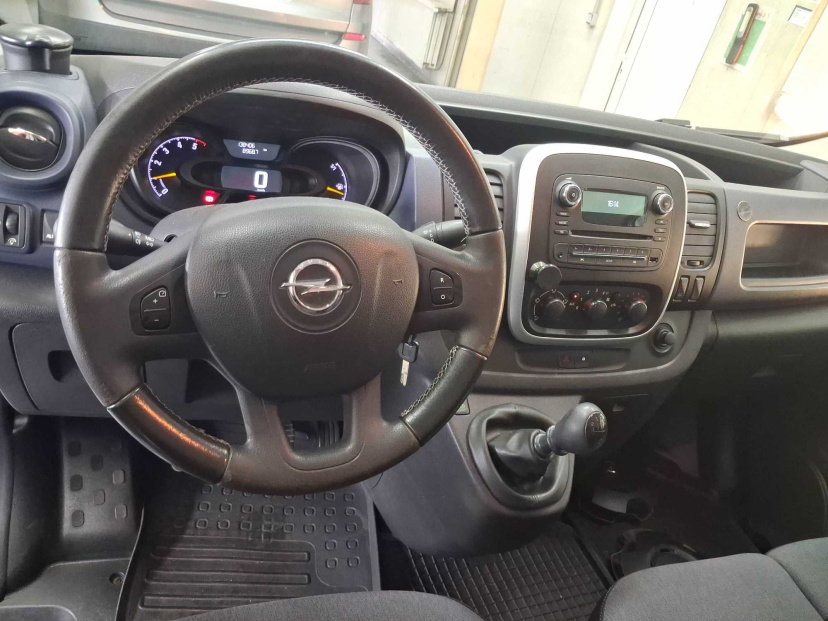 Opel Vivaro, 2015