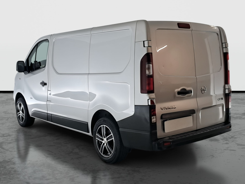 Opel Vivaro, 2015