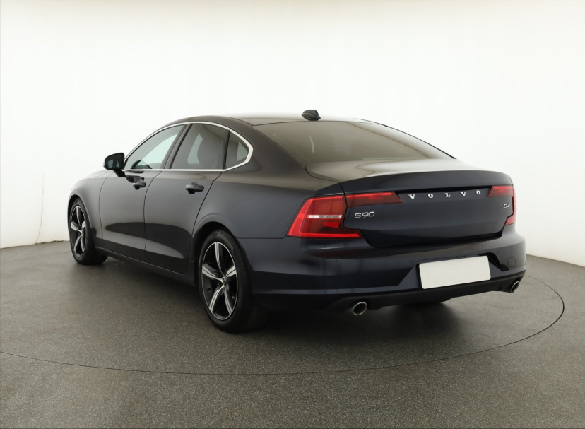Volvo S90, 2017