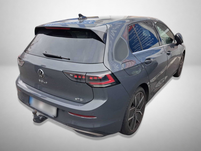 Volkswagen Golf, 2024