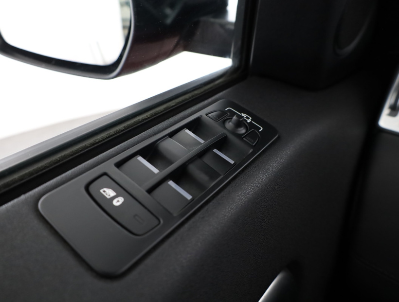 Land Rover Discovery Sport, 2016