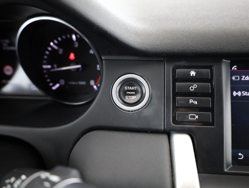 Land Rover Discovery Sport, 2016