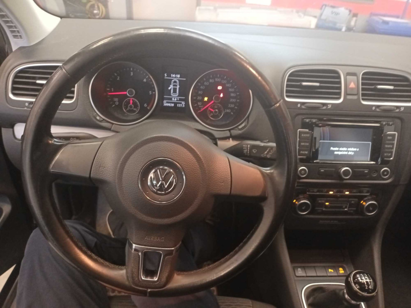 Volkswagen Golf, 2010