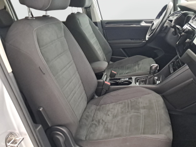 Volkswagen Touran - 2023