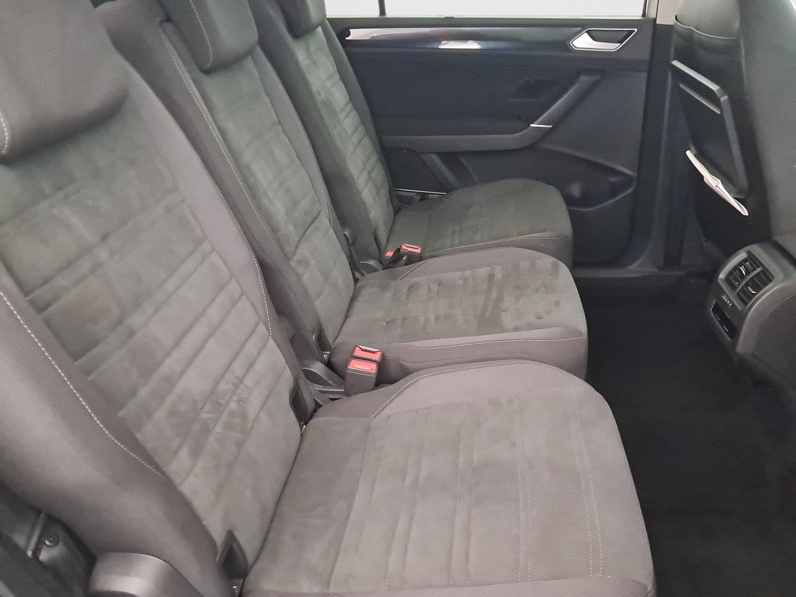 Volkswagen Touran - 2023