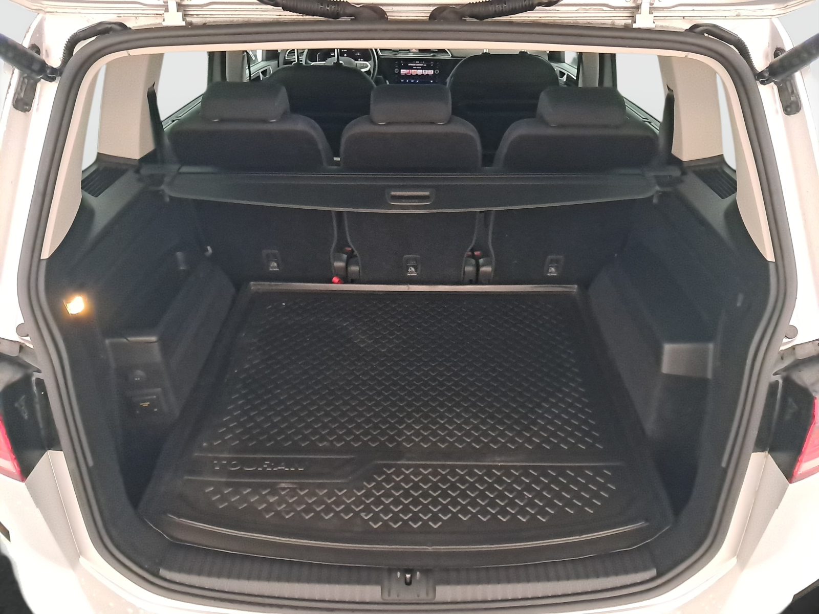 Volkswagen Touran - 2023