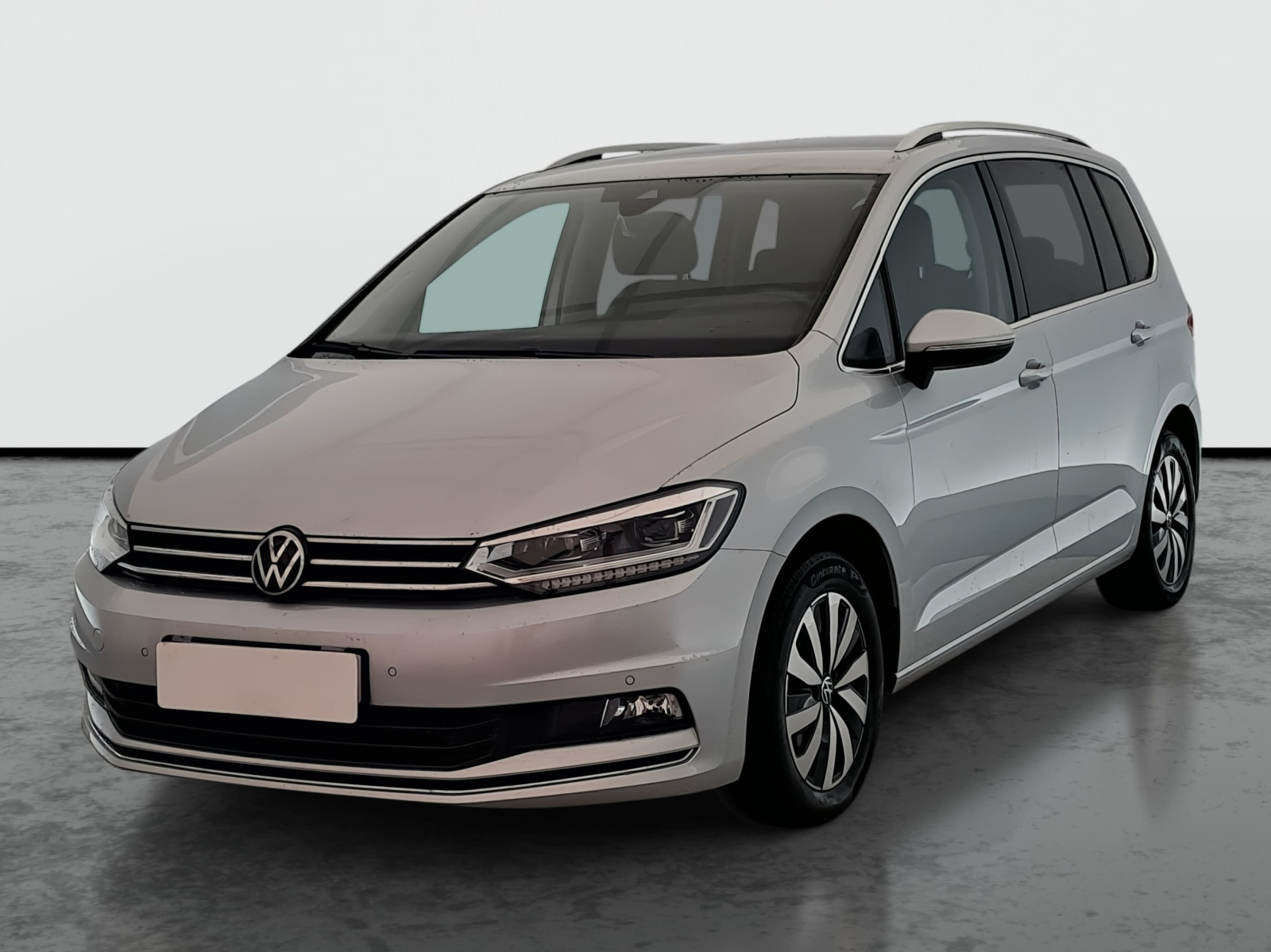 Volkswagen Touran - 2023