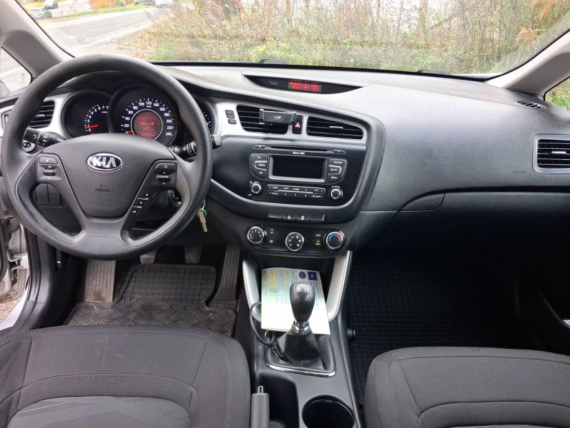 Kia Ceed, 2013